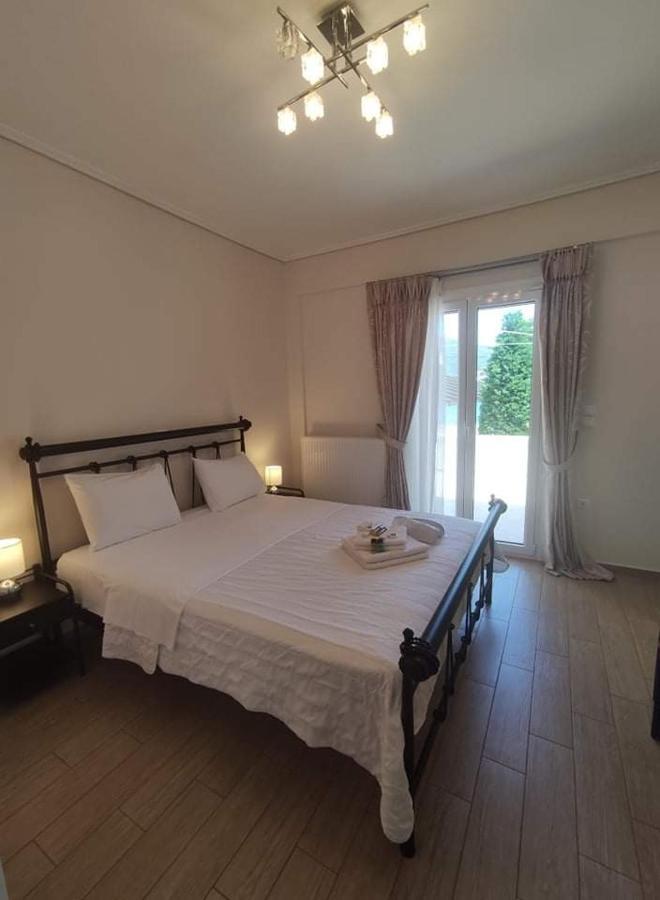 Tsoutis Rooms Almiropótamos Екстериор снимка