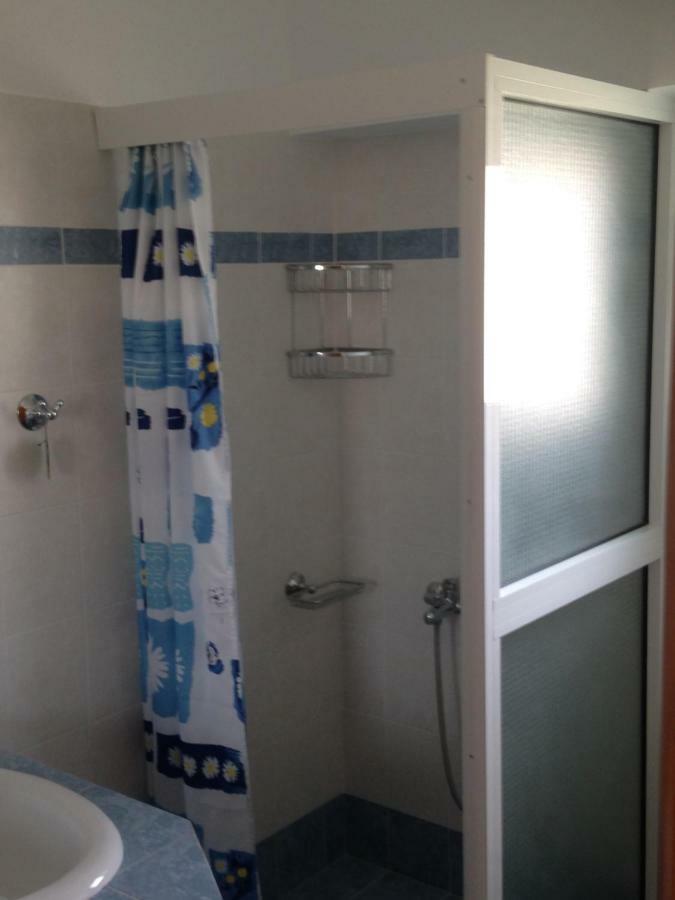 Tsoutis Rooms Almiropótamos Екстериор снимка