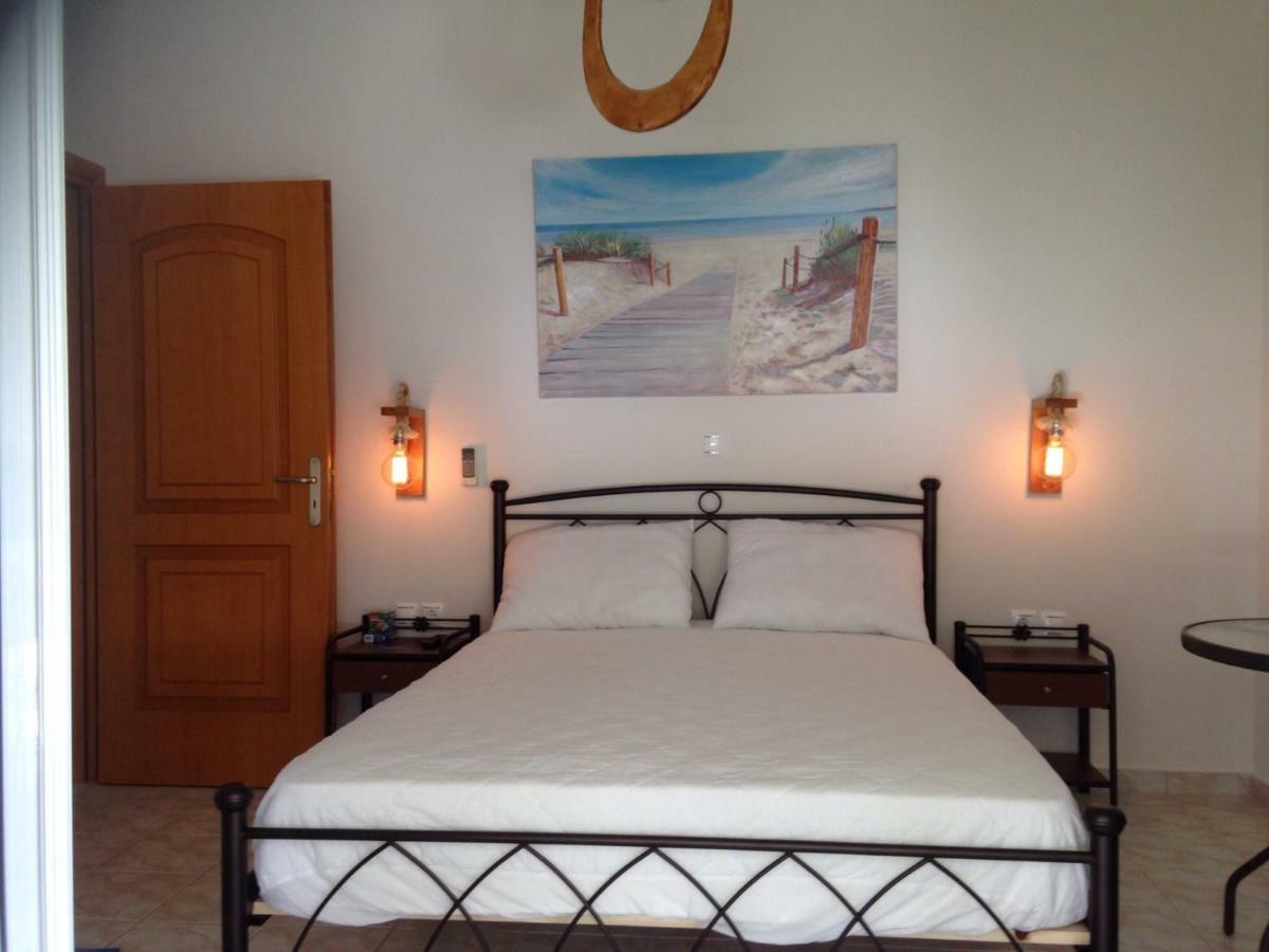 Tsoutis Rooms Almiropótamos Екстериор снимка