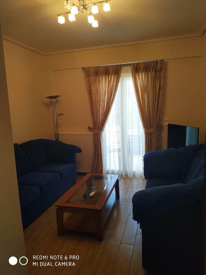 Tsoutis Rooms Almiropótamos Екстериор снимка